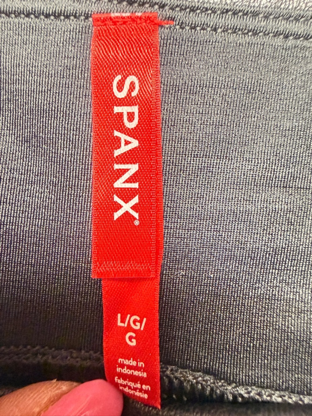 SPANX Women’s Split Leg-Hem Faux Leather Straight Leg Pants Black Size Large - Picture 7 of 14